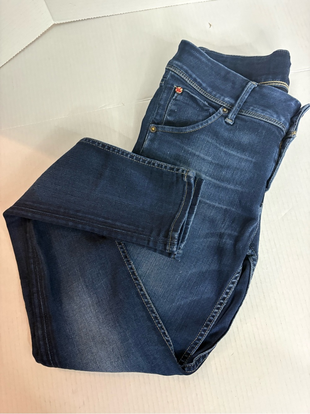 Hudson 2 Pairs Light Blue Cuffed and Dark Blue Straight Size 29